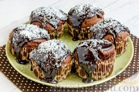 Фото приготовления рецепта: Шоколадные кексы с изюмом, глазурью и кокосовой посыпкой - шаг №16