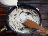 Фото приготовления рецепта: Молочный соус с имбирём и чесноком - шаг №5