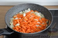 Фото приготовления рецепта: Сливочная уха с помидорами - шаг №7