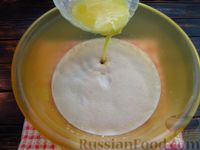 Фото приготовления рецепта: Домашний хлеб-батон на молоке и сливочном масле - шаг №6