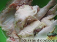 Фото приготовления рецепта: Холодец из свиных ножек и курицы - шаг №2