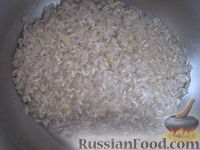 Фото приготовления рецепта: Тефтели с рисом "Ёжики" - шаг №2