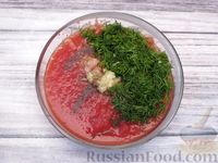 Фото приготовления рецепта: Запеканка из макарон с консервированным тунцом и томатным соусом - шаг №8