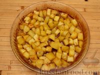 Фото приготовления рецепта: Картофель, запечённый в духовке, с жареным беконом и сырным соусом бешамель - шаг №15