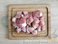 Фото приготовления рецепта: Свинина, тушенная с фасолью и квашеной капустой - шаг №2