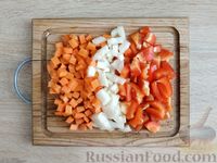 Фото приготовления рецепта: Гречка с грибами, сладким перцем и морковью (в духовке) - шаг №2