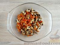 Фото приготовления рецепта: Гречка с грибами, сладким перцем и морковью (в духовке) - шаг №8