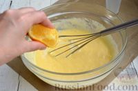 Фото приготовления рецепта: Кекс с консервированными персиками - шаг №4