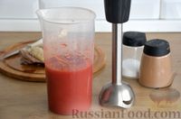 Фото приготовления рецепта: Куриный суп с солёными помидорами  и рисом - шаг №12