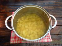 Фото приготовления рецепта: Картофельно-сметанный суп - шаг №5