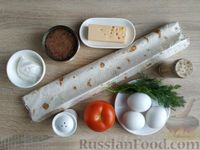 Фото приготовления рецепта: Треугольники из лаваша с тунцом, сыром, помидором и яйцами - шаг №1