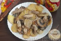 Фото к рецепту: Жареная картошка с мясом и грибами в сливках