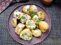 Фото приготовления рецепта: Жареная отварная картошка с сыром - шаг №13