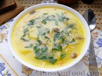 Фото приготовления рецепта: Сырный суп с куриными сердечками - шаг №12