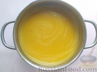 Фото приготовления рецепта: Тыквенно-картофельный суп-пюре с имбирём - шаг №7