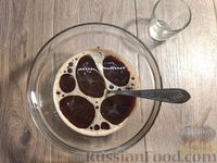 Фото приготовления рецепта: Постный кекс с черносливом - шаг №3