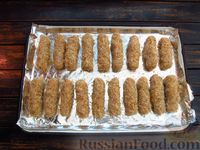 Фото приготовления рецепта: Сырные палочки, запечённые в духовке - шаг №12