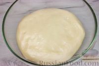 Фото приготовления рецепта: Жареные пирожки с квашеной капустой - шаг №7