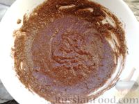 Фото приготовления рецепта: Творожно-шоколадная запеканка (в микроволновке) - шаг №4