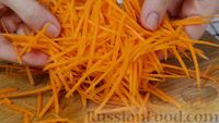 Фото приготовления рецепта: Маринованная цветная капуста с морковкой по-корейски - шаг №2