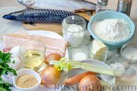 Фото приготовления рецепта: Рыбный пирог "Старгейзи" с беконом, яйцами и луком - шаг №1