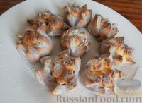 Фото к рецепту: Слоёно-песочное печенье "Лотосы" с кокосовой начинкой