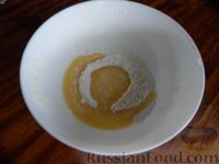 Фото приготовления рецепта: Слоёно-песочное печенье "Лотосы" с кокосовой начинкой - шаг №8