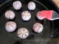 Фото приготовления рецепта: Слоёно-песочное печенье "Лотосы" с кокосовой начинкой - шаг №28