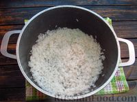 Фото приготовления рецепта: Тефтели из печени с рисом и сыром в сметанно-томатном соусе - шаг №3