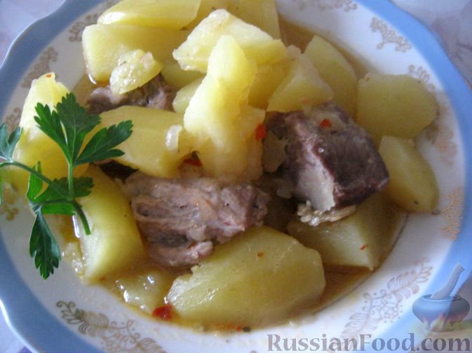 Картошка со свининой тушёная в сковороде – пошаговый рецепт с фото на slep-kostroma.ru