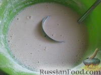 Фото приготовления рецепта: Блины молочные тонкие - шаг №8