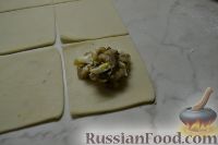Фото приготовления рецепта: Кундюмы в грибном бульоне - шаг №2