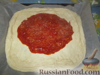 Фото приготовления рецепта: Палермитанская пицца "Сфинчене" - шаг №3