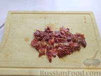 Фото приготовления рецепта: Картофельный крем-суп с беконом и сухариками - шаг №9