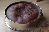 Фото приготовления рецепта: Торт "Битое стекло" с шоколадным бисквитом - шаг №16