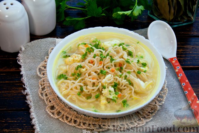 Сырный суп с лапшой, картофелем и зеленью – пошаговый рецепт приготовления с фото