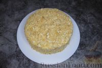 Фото приготовления рецепта: Песочное печенье с малиновой прослойкой и сахарной глазурью - шаг №3