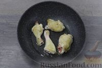 Фото приготовления рецепта: Тушёная картошка с курицей и грибами - шаг №2