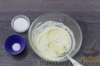 Фото приготовления рецепта: Сладкая запеканка из гречки с творогом и изюмом - шаг №5