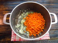 Фото приготовления рецепта: Тыквенный суп с фасолью - шаг №5