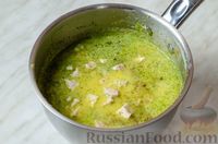 Фото приготовления рецепта: Суп-пюре из брокколи с курицей - шаг №13