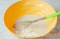Фото приготовления рецепта: Сосиски в тесте на сметане, с кунжутом (в духовке) - шаг №5