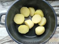 Фото приготовления рецепта: Картофельные ньокки с черемшой - шаг №5
