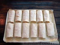 Фото приготовления рецепта: Рулетики из лаваша с творожно-морковной начинкой (в духовке) - шаг №16