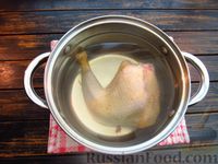 Фото приготовления рецепта: Горохово-грибной суп с горчицей - шаг №4