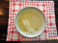 Фото приготовления рецепта: Горохово-грибной суп с горчицей - шаг №2