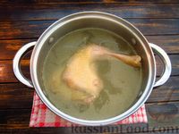 Фото приготовления рецепта: Горохово-грибной суп с горчицей - шаг №5