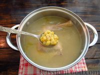 Фото приготовления рецепта: Горохово-грибной суп с горчицей - шаг №7
