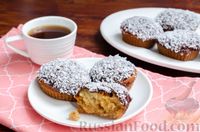 Фото к рецепту: Медовые кексы с шоколадной глазурью и кокосовой стружкой