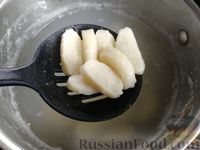 Фото приготовления рецепта: Ленивые вареники с яблочным соусом - шаг №15